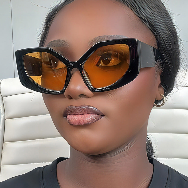 Damen auffällige Sonnenbrille mit oversized Design und modischem Farbverlauf Brehn