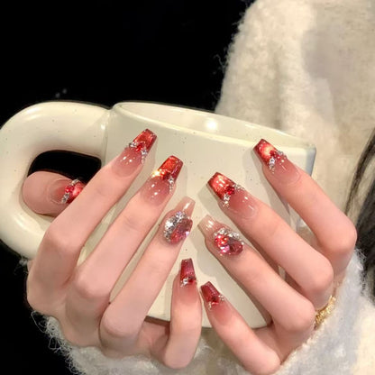 Glamorous Press-On Nagelkunst Set mit Strassverzierungen Brehn