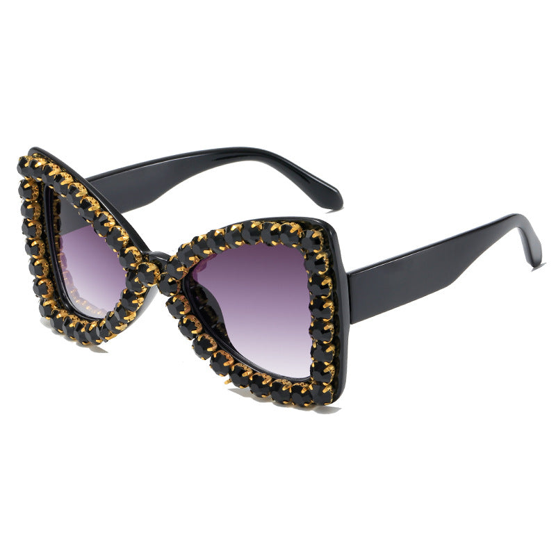 Damen Glamouröse Sonnenbrille mit Kristallverzierung Brehn
