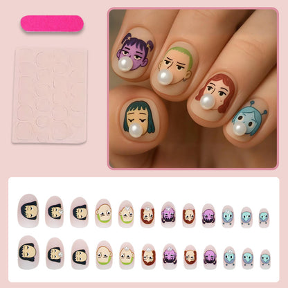 Kunstnagelset mit kreativen Charaktermotiven und eleganten Perlenakzenten Brehn
