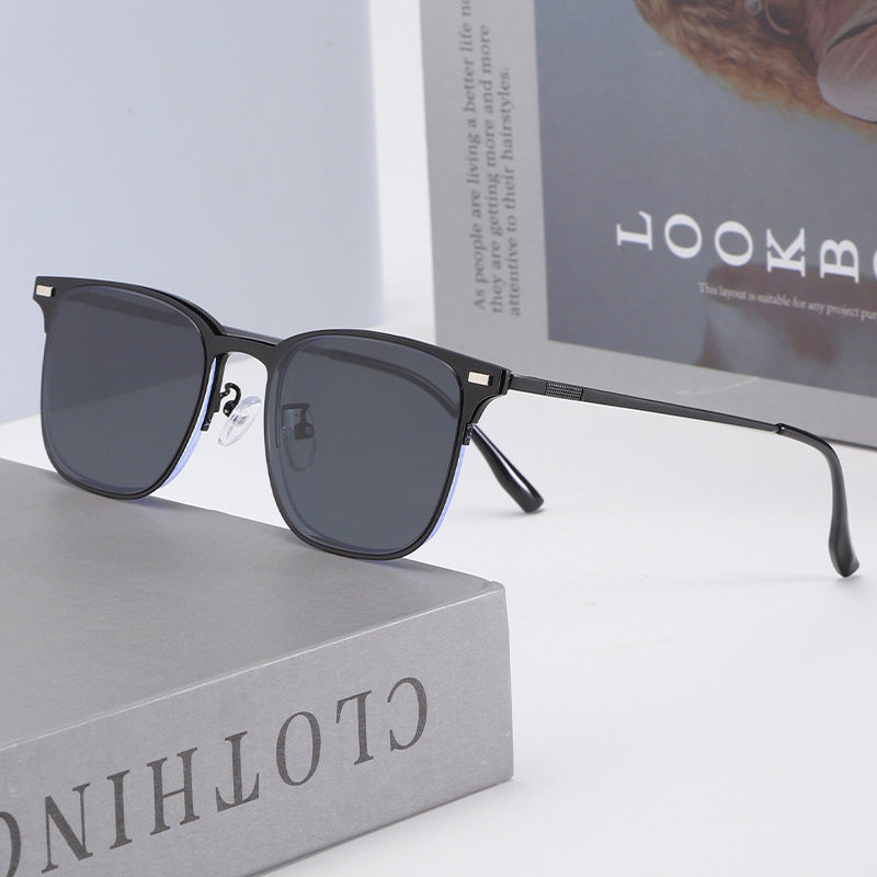 Damen Trendige quadratische Sonnenbrille im modernen Design Brehn