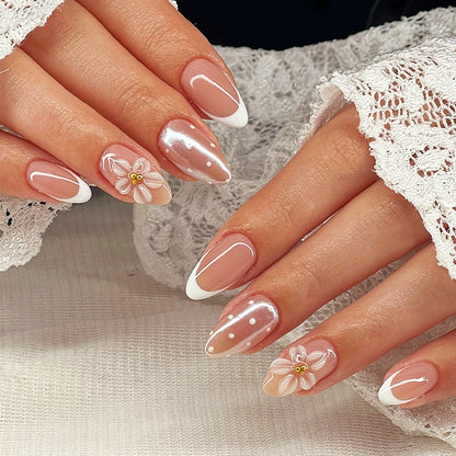 Kunstnagelset mit eleganten Blumen- und Glitzerdesigns Brehn