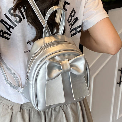 Bogenakzentierter Faux-Leder Mini-Rucksack