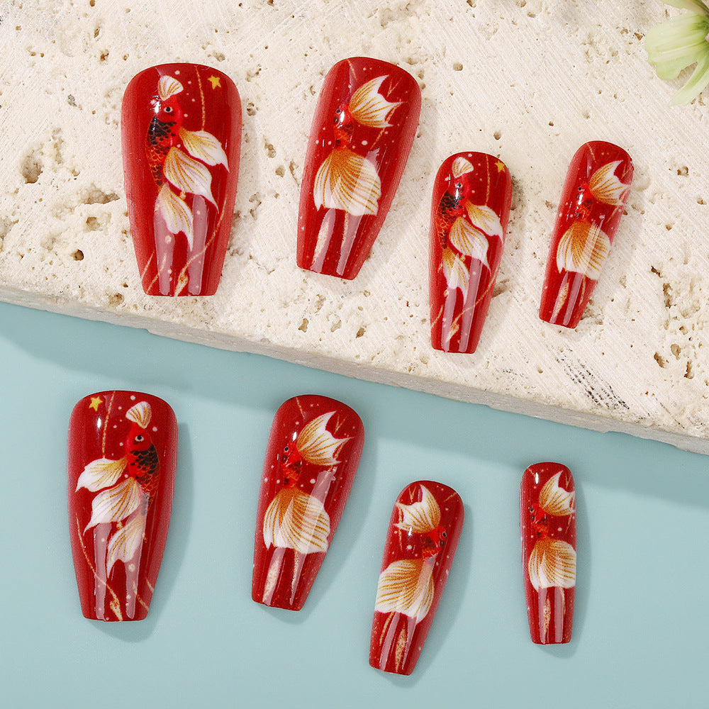 Kunst-Nageltips mit floralen Akzenten Brehn