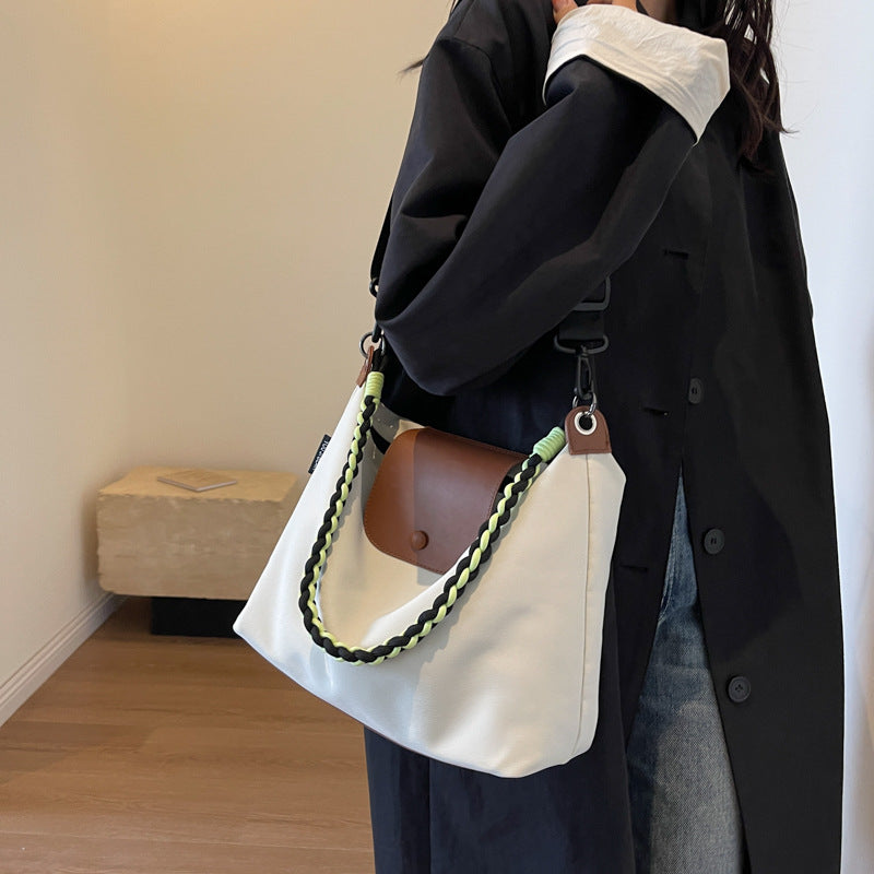 Stylische multifunktionale Schultertasche Brehn