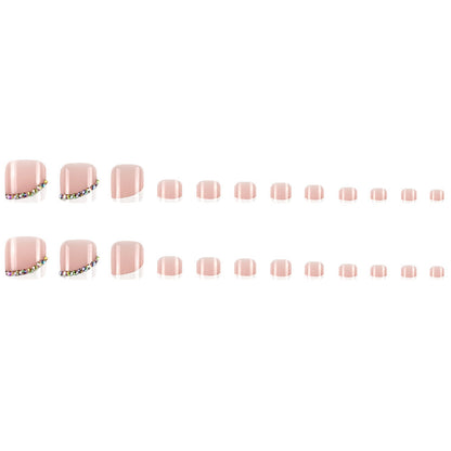 Fußnagelkunst Set mit eleganten französischen Spitzen und Glitzerakzenten Brehn