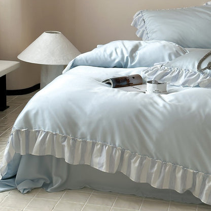 Satin-Bettgarnitur mit seidigem Finish, Volant-Besatz und extra weichem Griff