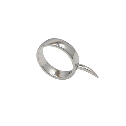 Künstlerischer gewölbter Spike-Ring Brehn
