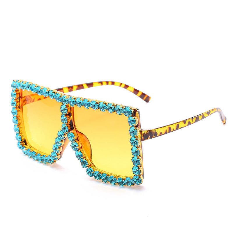 Damen modische Sonnenbrille mit Strassverzierung Brehn