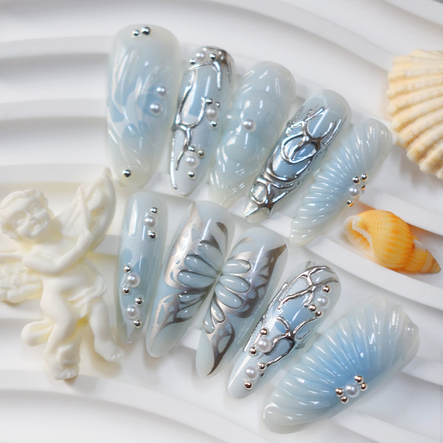 Künstlerisches Press-On Nageldesign Brehn