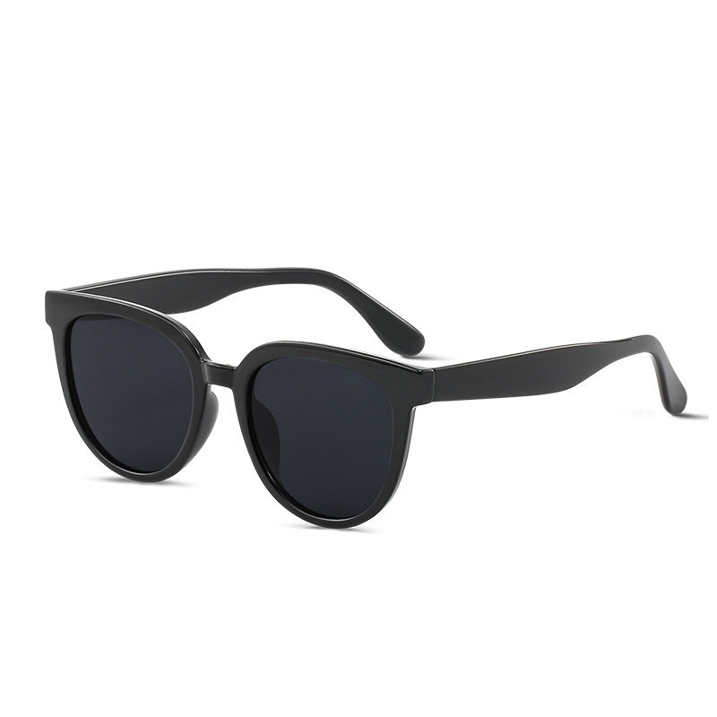 Schicke Vintage-inspirierte Katzenaugen-Sonnenbrille