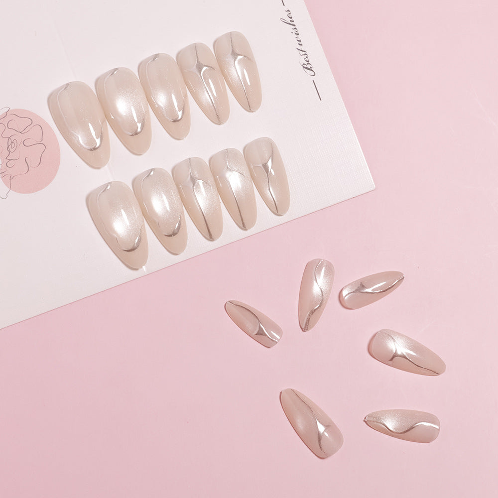 Premium Stiletto-Nagelkunst-Set mit Chrome-Akzenten Brehn