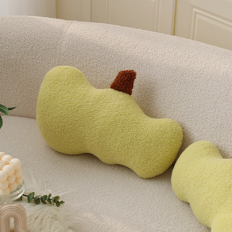 Nierenförmiges Dekokissen aus Bouclé‑Teddy mit weicher Polyesterfüllung Brehn