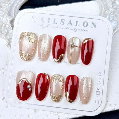 Kunstnagelset mit eleganten Blumen- und Glitzerakzenten Brehn