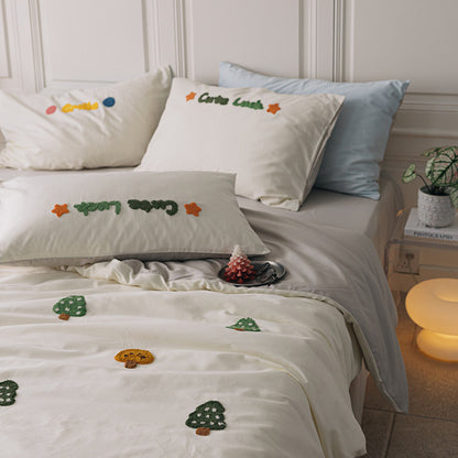 Besticktes tufted Baumwoll-Bettbezug-Set mit dekorativen Kissenbezügen