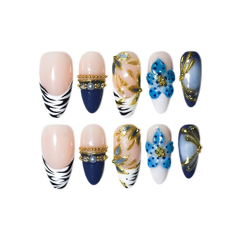 Elegante Künstlerische Press-On Nagelverlängerungen Brehn