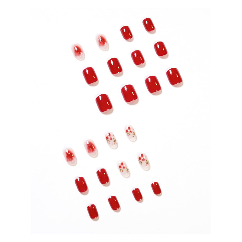 Kunstvolle Nagelkunst mit Funkelelementen und eleganten Akzenten Brehn