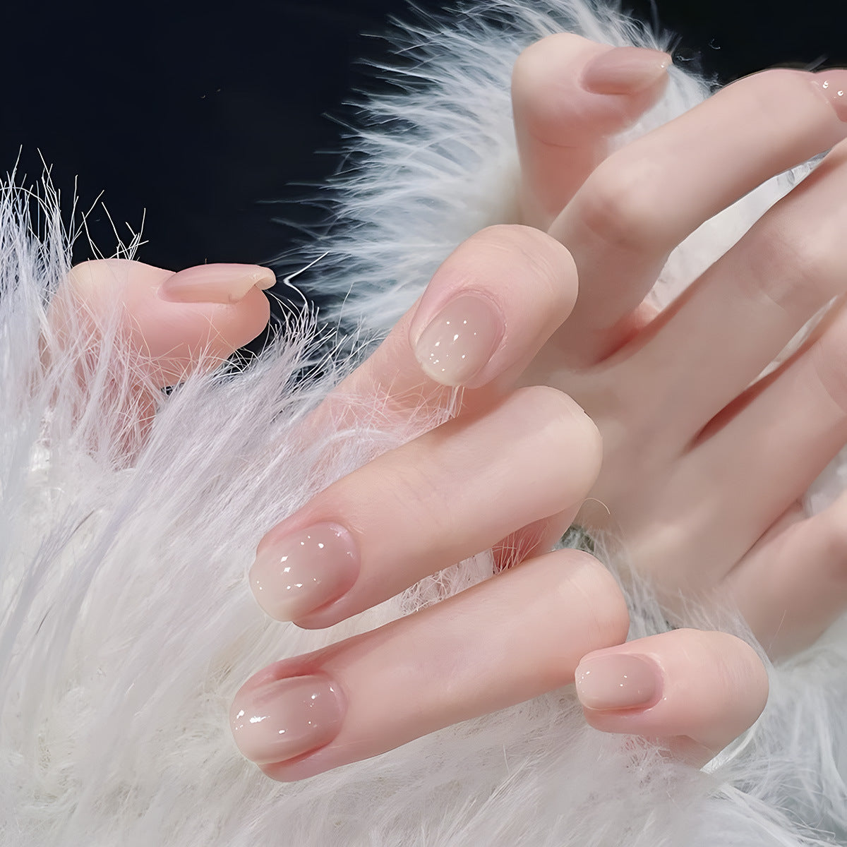 Elegantes Glänzendes Press-On Nagelset Brehn