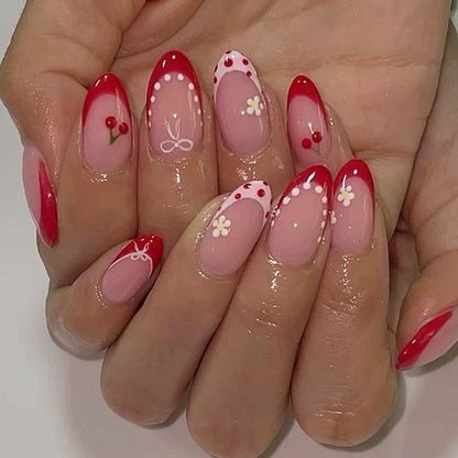 Kunstvolle Nagelverlängerungen mit fröhlichem Kirsch-Design Brehn