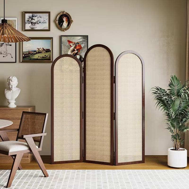 Eleganter Rattan Raumteiler Brehn