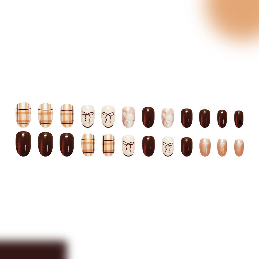 Chic Musterte Nagel-Set Brehn