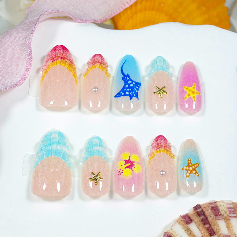 Kunstnagelset mit maritimen und farbenfrohen Designs Brehn