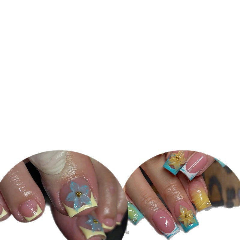 Hochwertiges florales Design Press-On Nagelset Brehn
