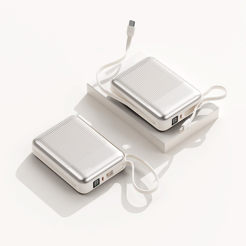 Kompakte Powerbank mit integriertem Kabelsystem Brehn