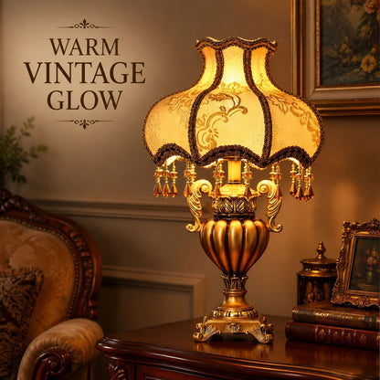 Vintage florale Tischlampe