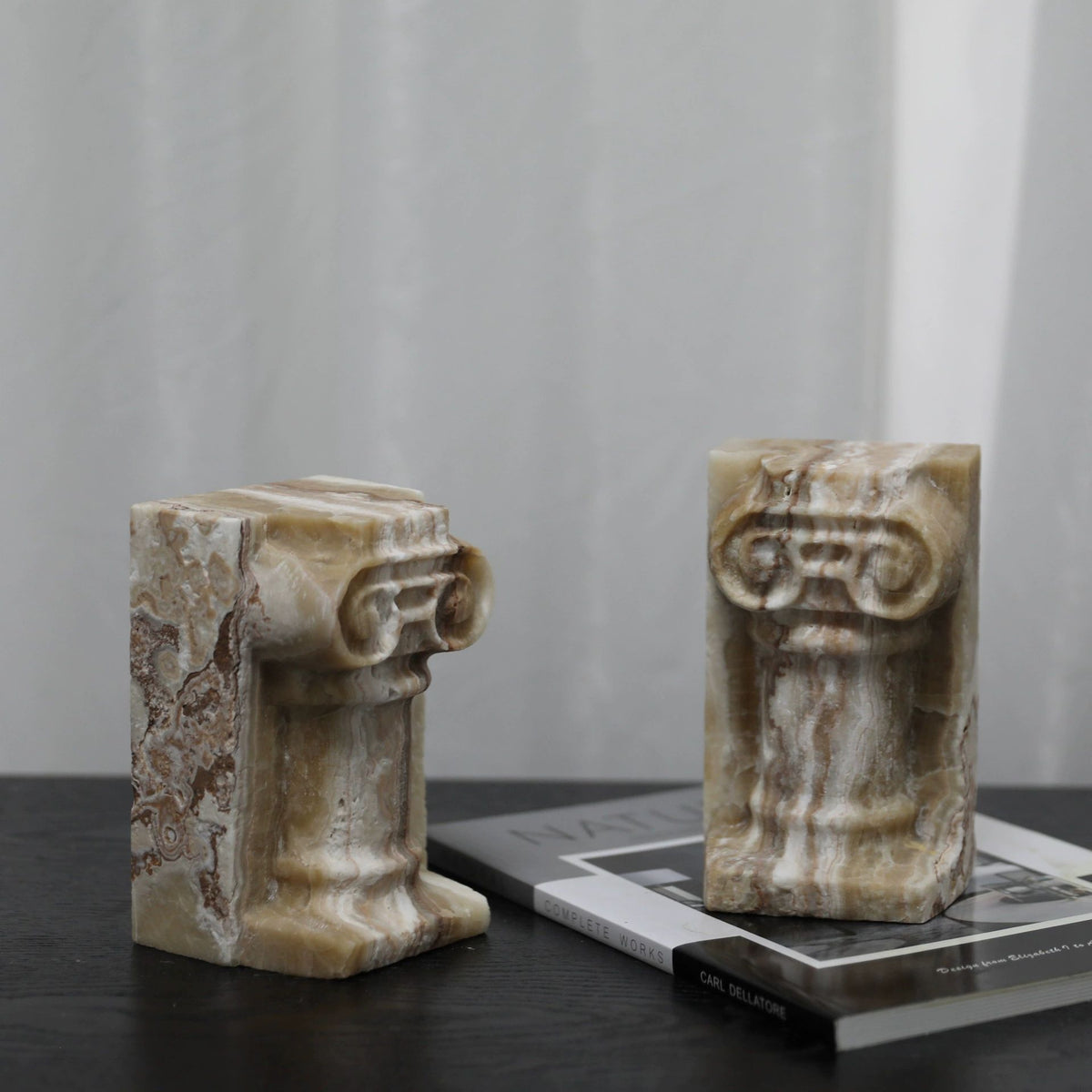 Dekorative Säulen Skulptur