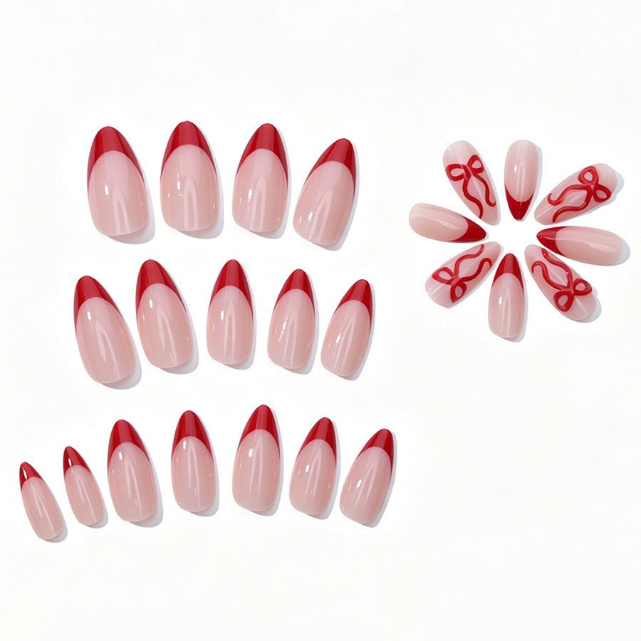 Kunstnagelset mit elegantem Motiv und Glitzerakzenten Brehn