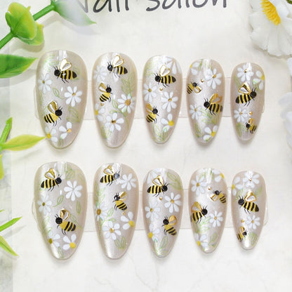 Künstlerisches Press-On-Nagelset mit Kirschblütenmuster Brehn