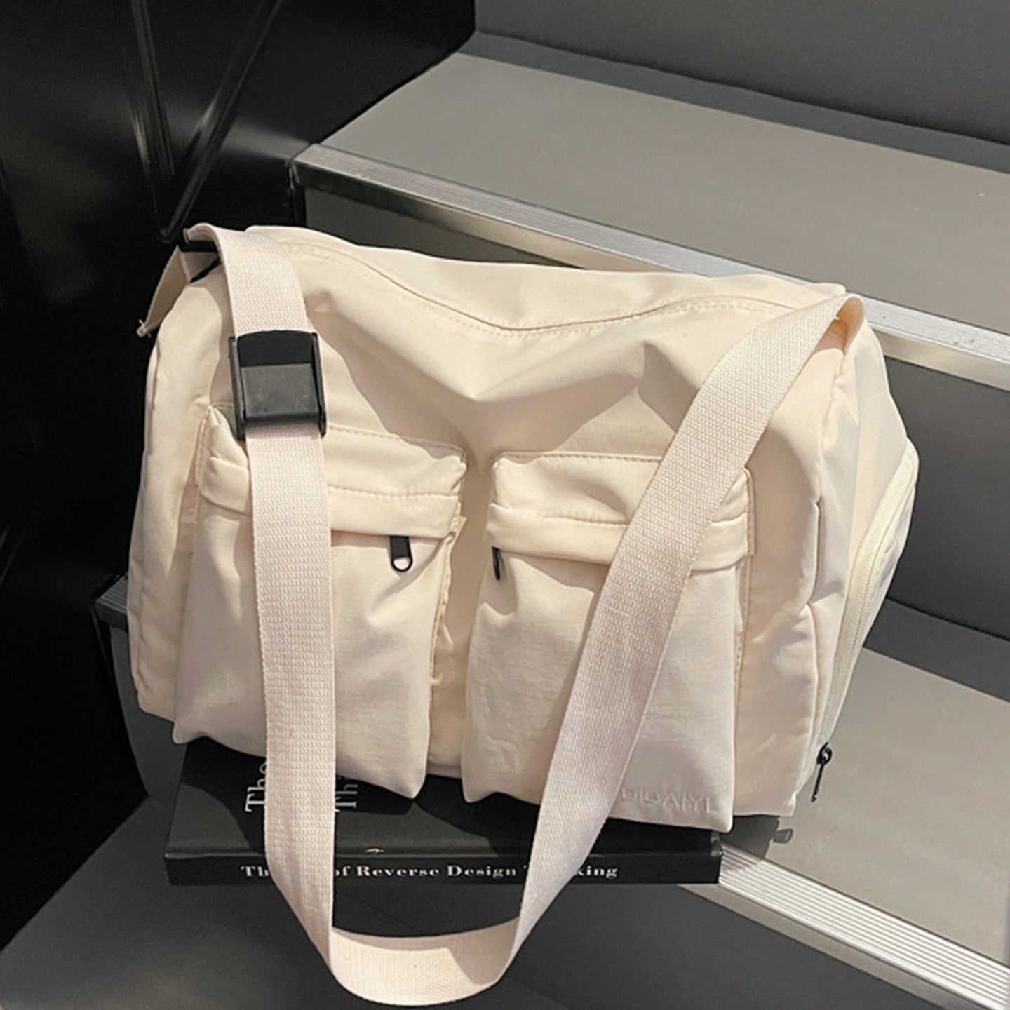 Praktische Outdoor-Reisetasche mit Mehreren Fächern Brehn