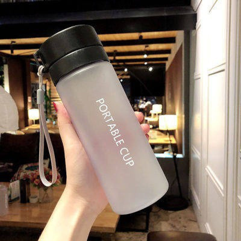 Damen stilvolle Glas-Trinkflasche Brehn