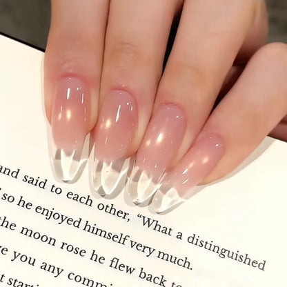 Elegante Französische Spitzen-Nagelverlängerungen