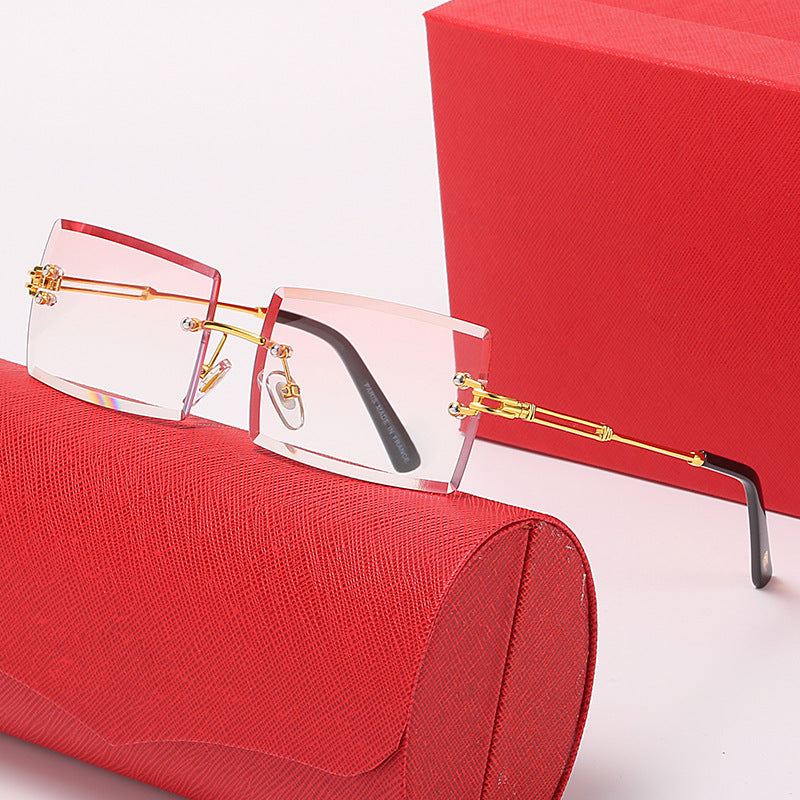 Damen stilvolle quadratische Sonnenbrille mit luxuriösen Metallakzenten Brehn