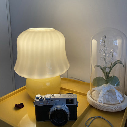 Künstlerische Tischlampe  1790878694