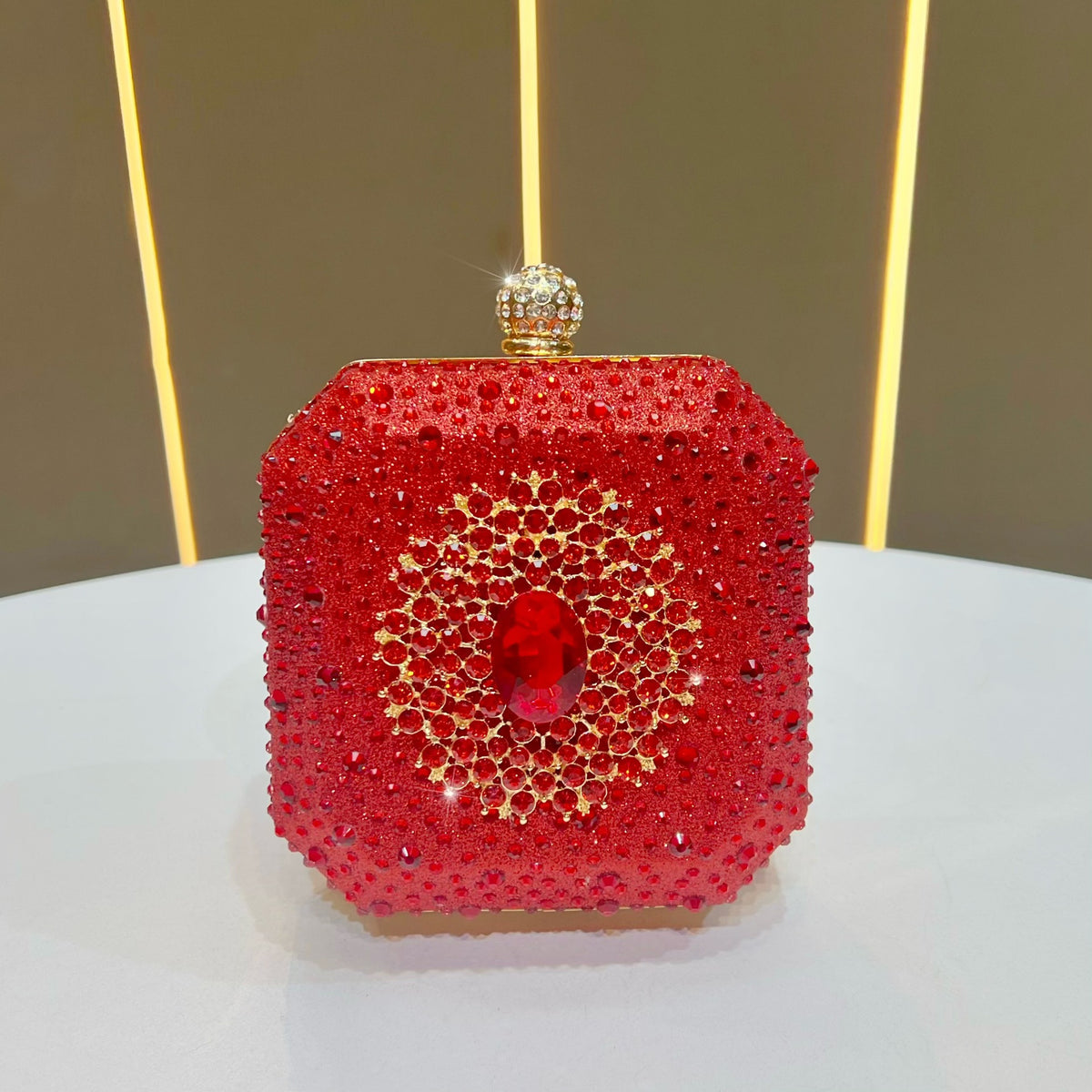 Glänzende mit Strass verzierten Clutch