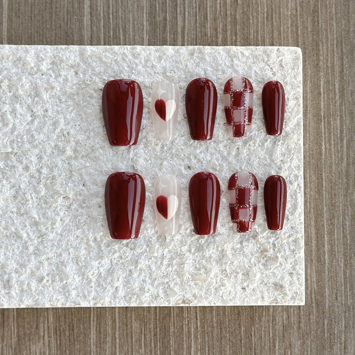 Dekoratives Herz-Applikation Press-On Nagelset