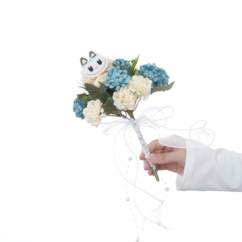 Dekorativer Floralstrauß