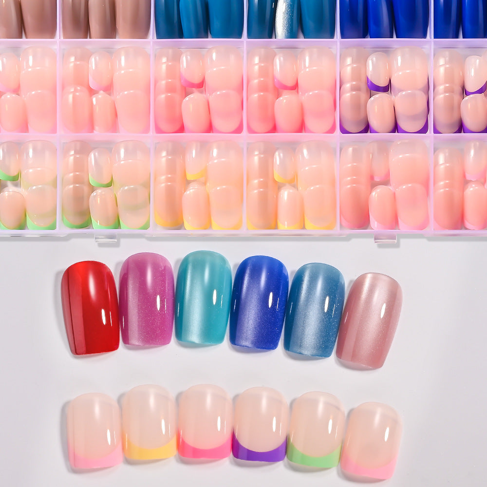 Varierte Kollektion von Press-On Nagelspitzen Brehn