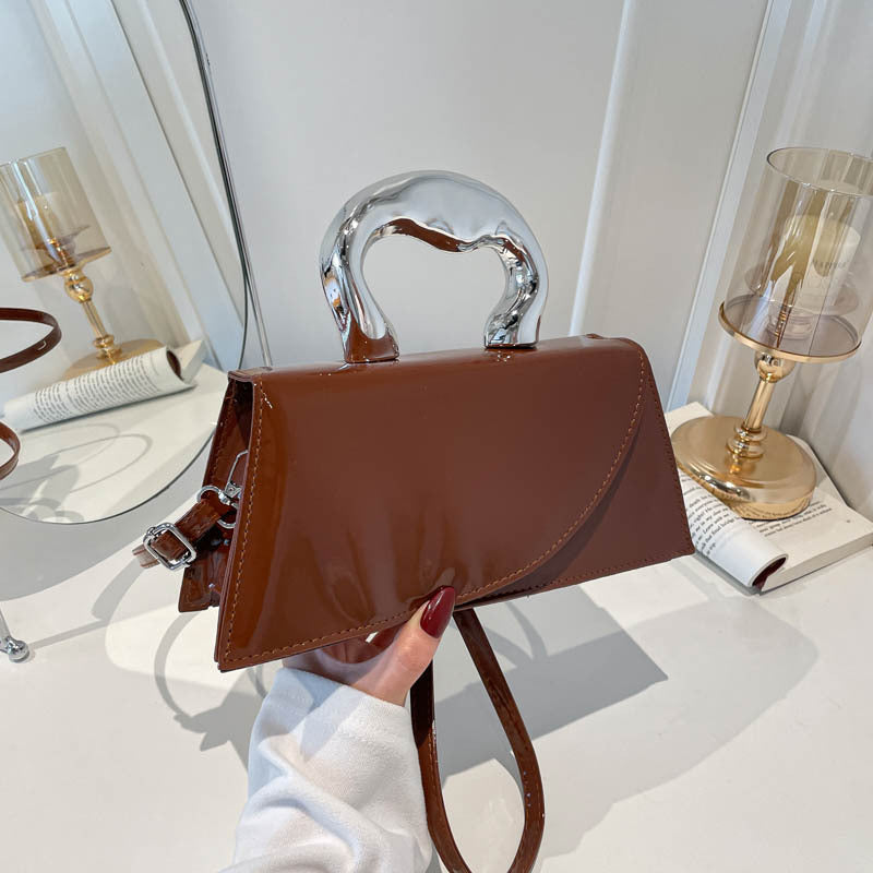 WoChic Lackleder Handtasche Brehn