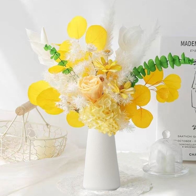 Premium dekorative Blumenarrangement