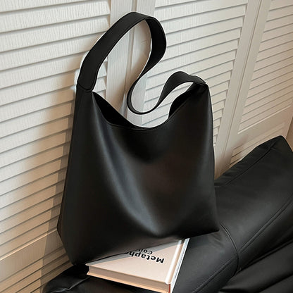 Moderne Minimalistische Schultertasche