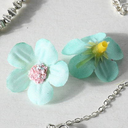 Glitzernde Blumen-Haaraccessoires