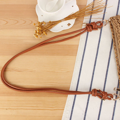 Handtasche Aus Geflochtenem Naturmaterial mit Elegantem Knopfverschluss Brehn