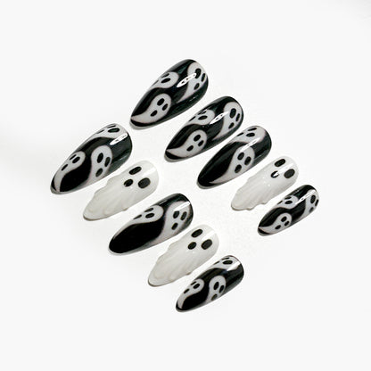 Ghost-Themen Press-On Nagelkunst