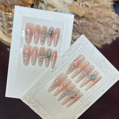 Dekoratives Stiletto Nagelkunstset Brehn