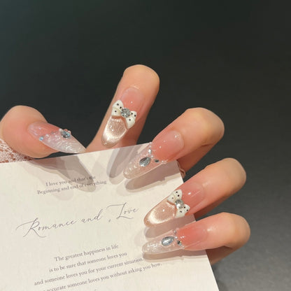 Elegantes Nagelkunstdesign Brehn
