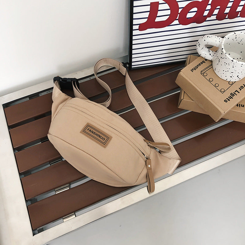 Schlanke Mehrzwecktasche Sling Bag